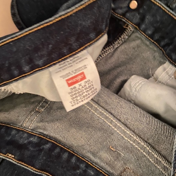 Wrangler Men’s Jeans 36x30 Blue Denim Regular Fit - Picture 4 of 5